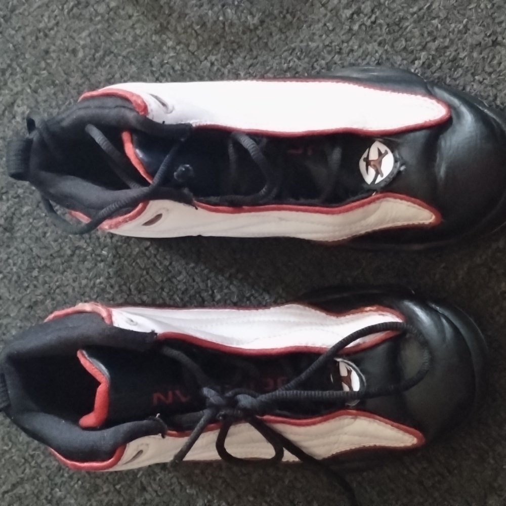 Boys size 2y Jordans